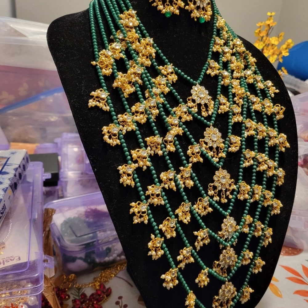 Necklace set